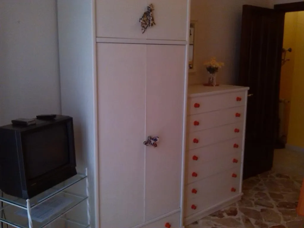 Apartmán Happy House Wifi Free Bici Free Avola 0*,